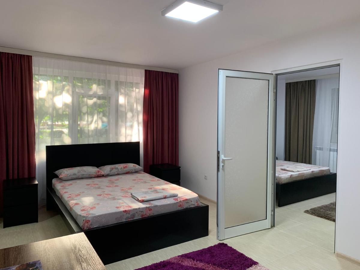 Eli Apartment 加拉茨 外观 照片